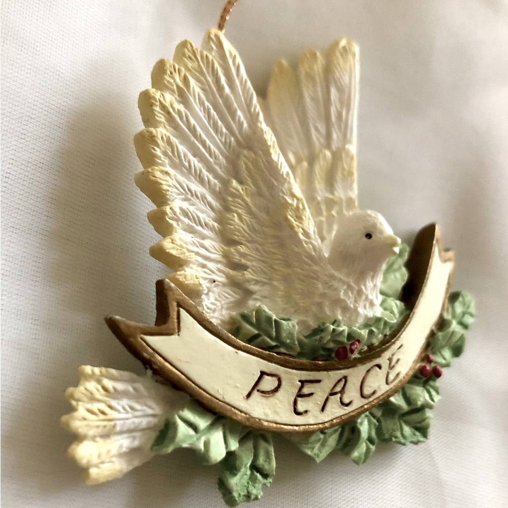 Intricate Peace Dove Ceramic Ornament White and pale Gold